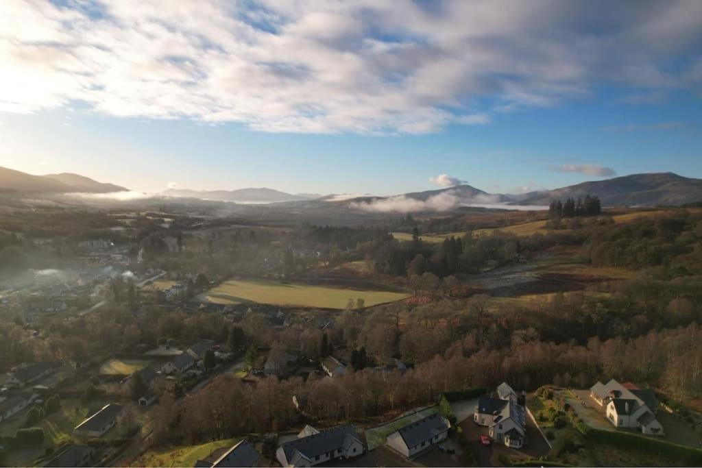 Bonny Wee Snug - Pod In Spean Bridgeアパートメント エクステリア 写真