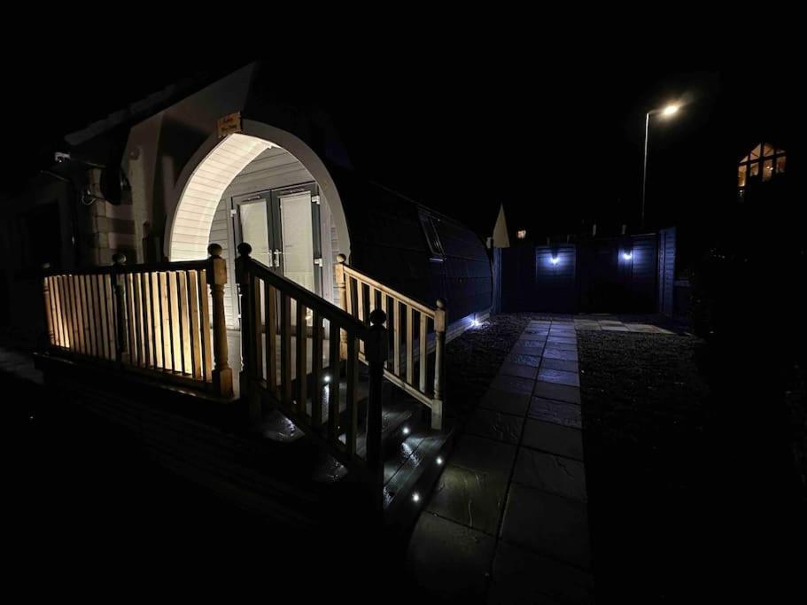 Bonny Wee Snug - Pod In Spean Bridgeアパートメント エクステリア 写真